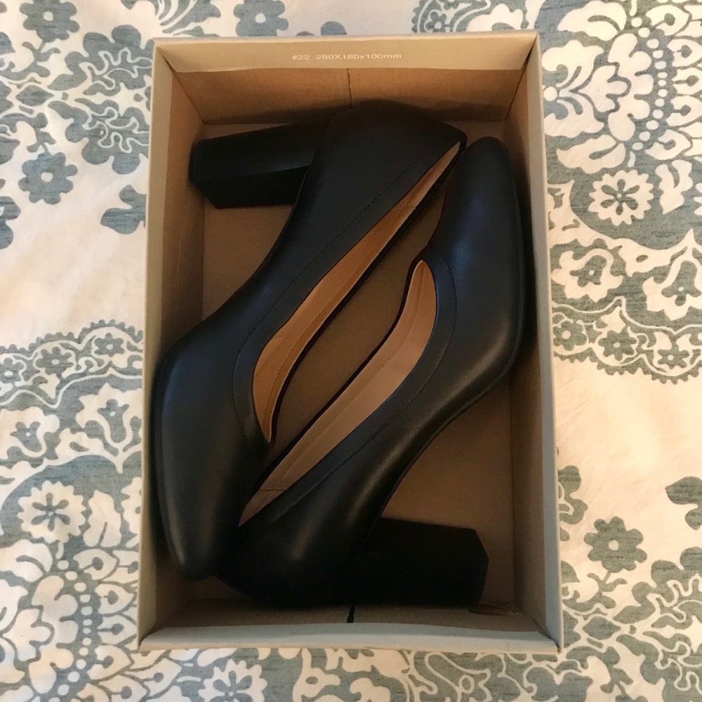 NIB Clark’s Black Heels
